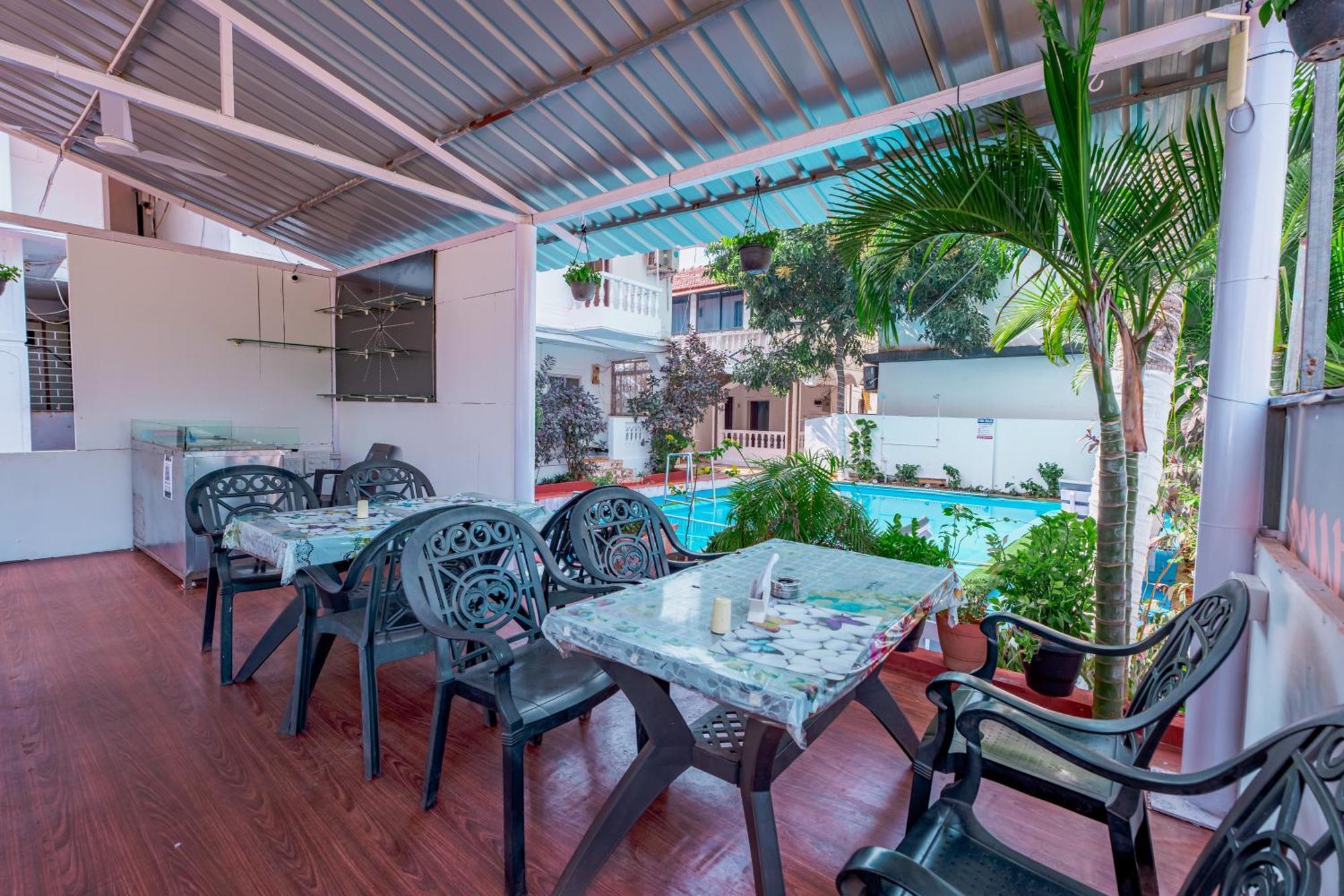 Baga Galaxy Hotel Exterior foto